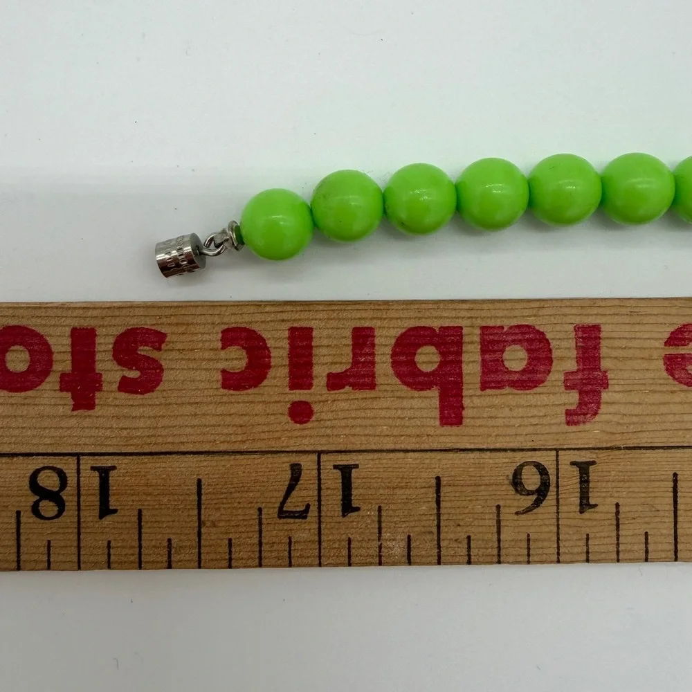 Vintage Lime Green Lucite Beaded Necklace Mod Disc Beads Statement 20 Inch